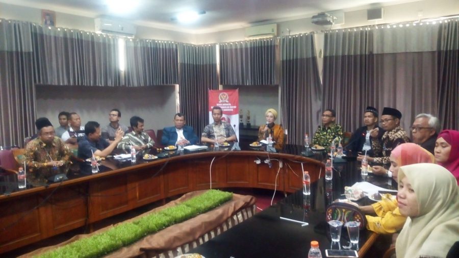 Kunjungi IAIN Cirebon, Selly Janji Bantu Ubah Statuta IAIN ke UIN
