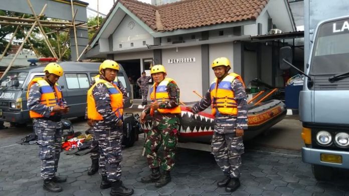 Siaga, Lanal Cirebon Siapkan Satu Pleton Personel Bantu Penanganan Bencana