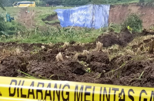 Longsor Diprediksi Kembali Ancam Badan Jalan Tol Purbaleunyi KM 118