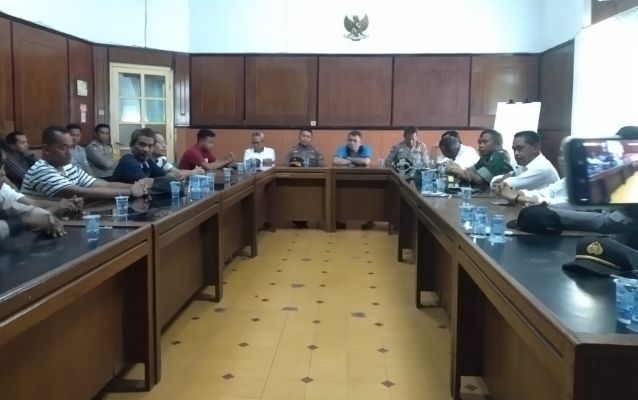PG Sindang Laut Tutup, Petani Tebu Cirebon Ancam Jalan Kaki Menuju Kementerian BUMN