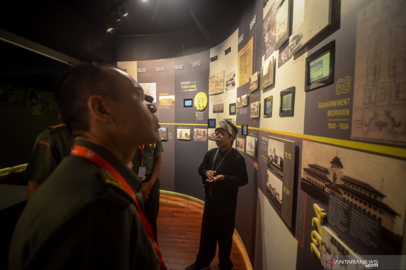 Museum Gedung Sate Tetap Buka, Pengunjung Dicek Suhu Badannya