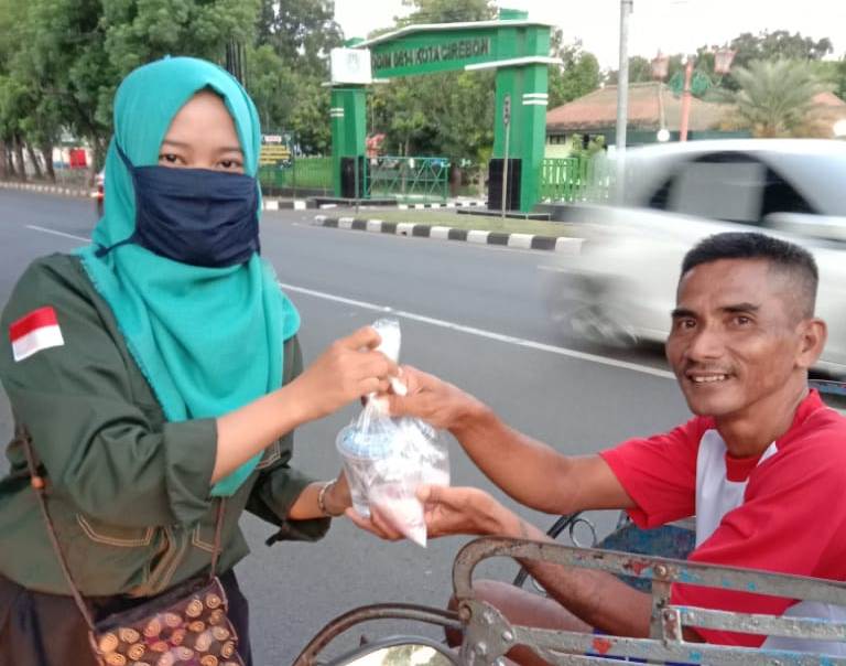 Ormawa FUAD IAIN Cirebon Gelar Bakti Sosial