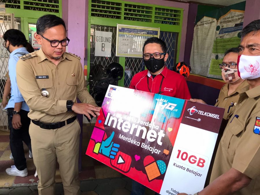 100.000 Paket Data Gratis Belajar Daring Disebar di Bogor