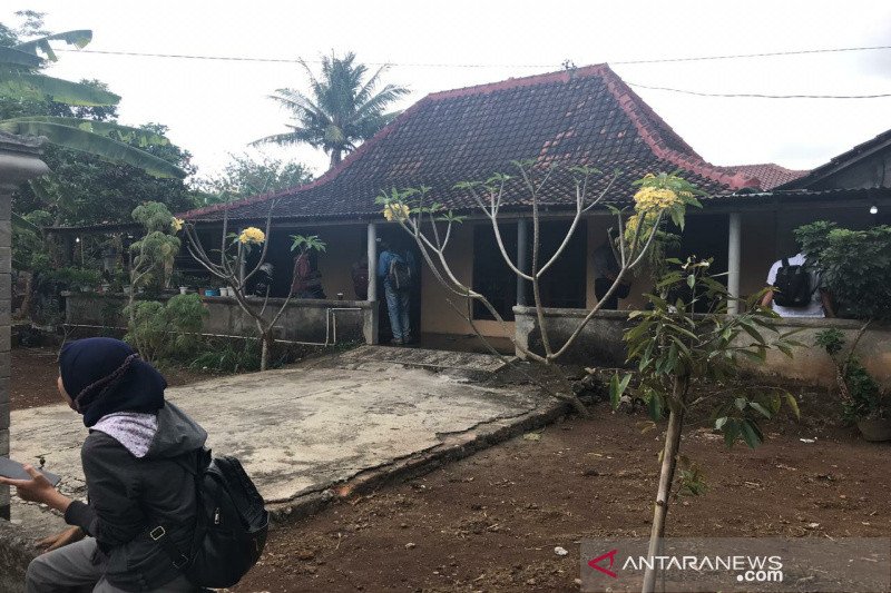 Densus 88 Geledah Rumah W  di Gunung Kidul