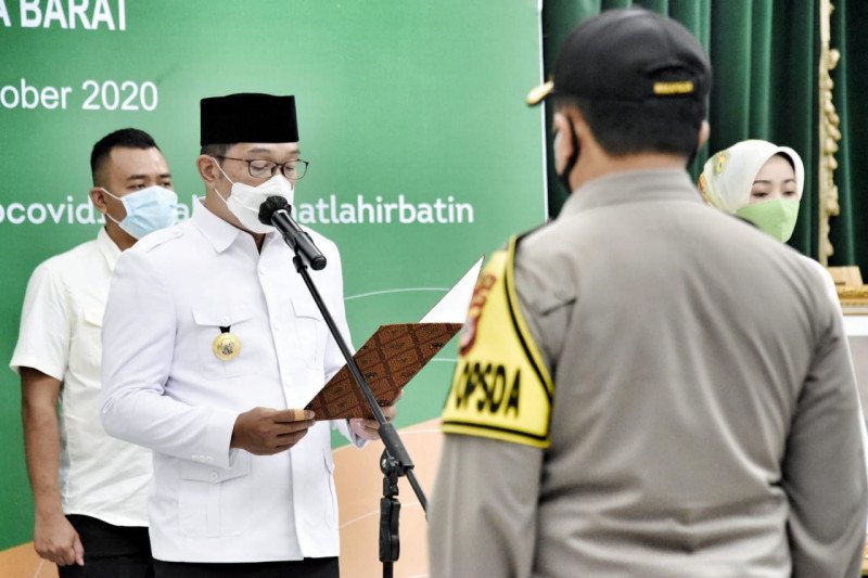 Ridwan Kamil Kukuhkan Komite Kebijakan Penanganan Coronavirus Disease