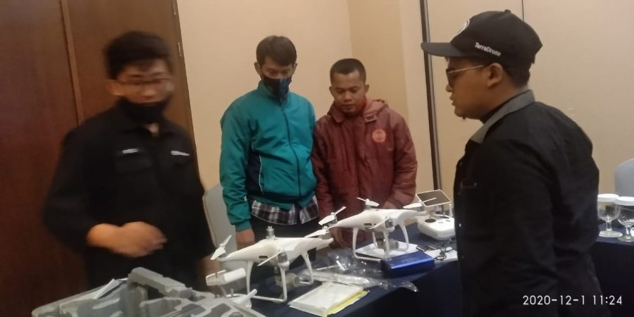 Tim Humas IAIN Dilatih Operasikan Drone