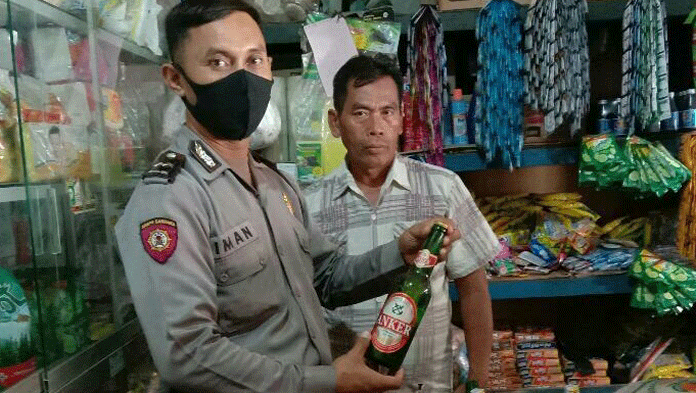 Warga Melapor, Sejumlah Warung Miras Digerebek