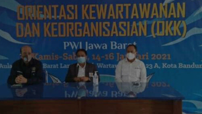 Peserta Membludak, PWI Sukses Gelar OKK Perdana