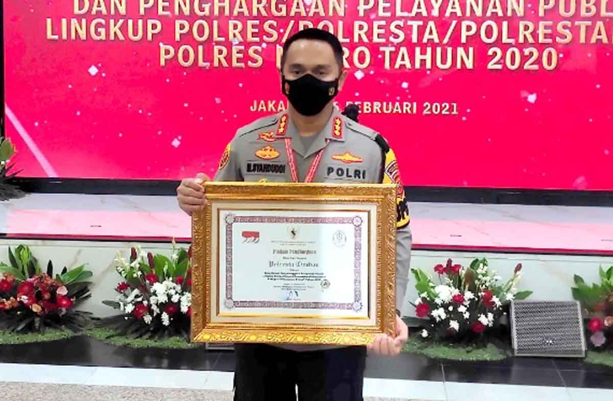 Polresta Cirebon Raih Penghargaan Pelayanan Prima