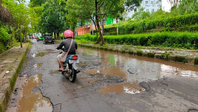 Anggaran Pemeliharaan Jalan Bukan Prioritas?