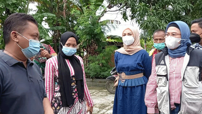 Ditemukan Candi di Juntinyat, Bupati Terpilih Langsung Datang Lihat