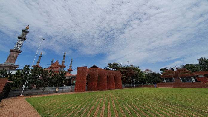 Segera Soft Opening, Rumput Alun-alun Kejaksan Belum Bisa Langsung Diinjak