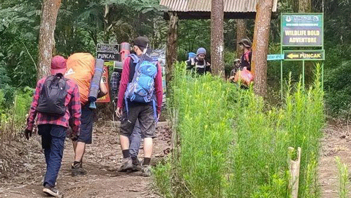 Jatah Pendakian Gunung Ciremai Langsung Ludes