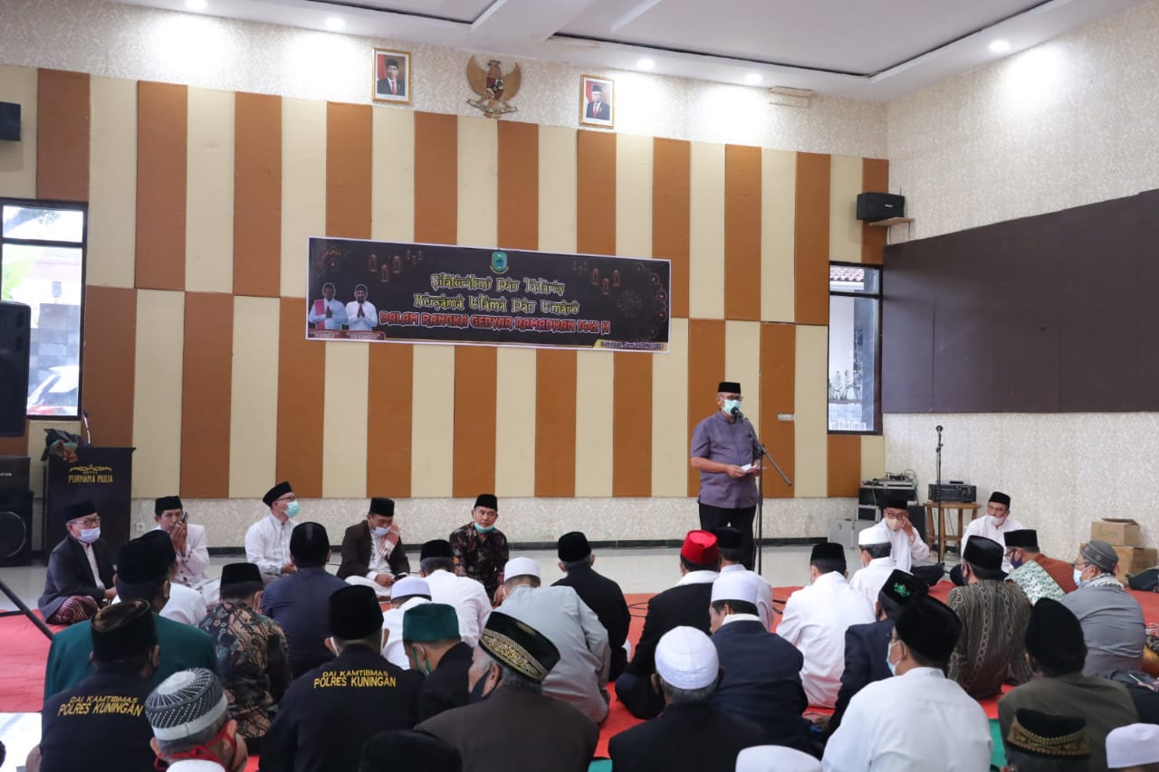 Pererat Silaturahmi, Bupati Buka Bersama Dengan Ulama