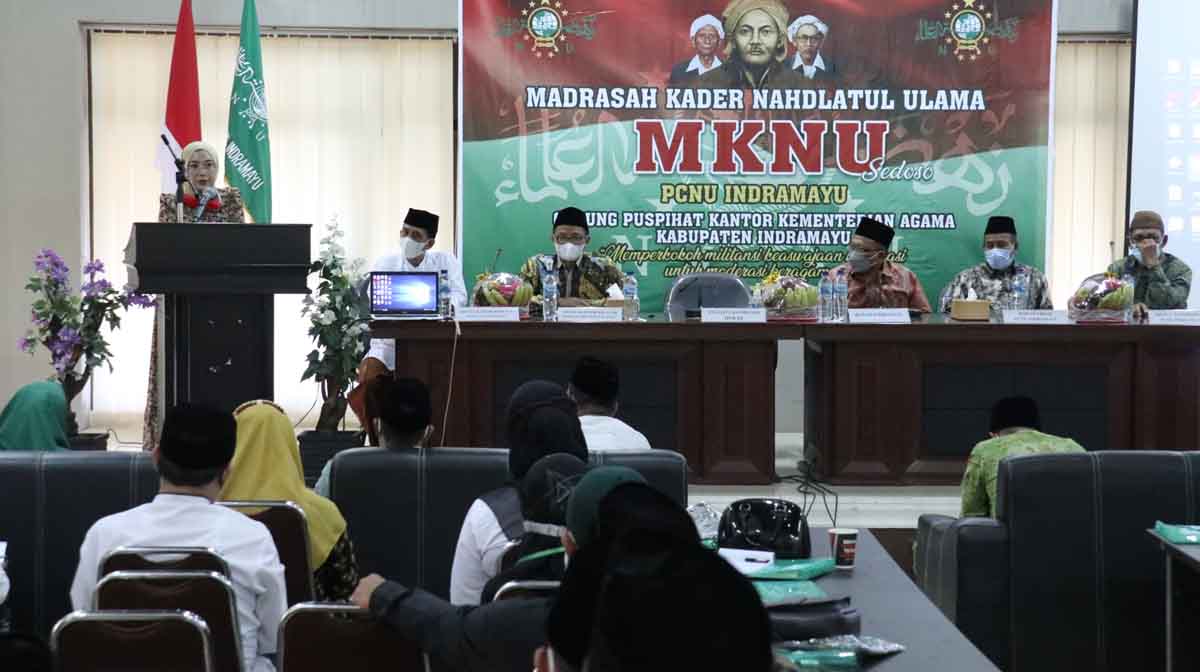 Dinilai Dekat dengan Ulama dan NU, Selly Tuai Pujian di MKNU Indramayu