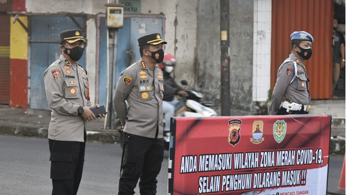 Zona Merah, Polisi Berlakukan Penyekatan