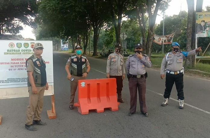 Penutupan Pasar Sandang dan Penyekatan Akses Dilanjutkan