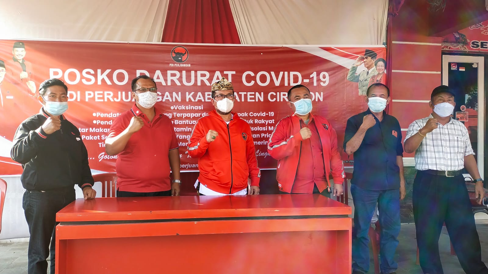 PDIP, Tertawa dan Menangis Bersama Rakyat