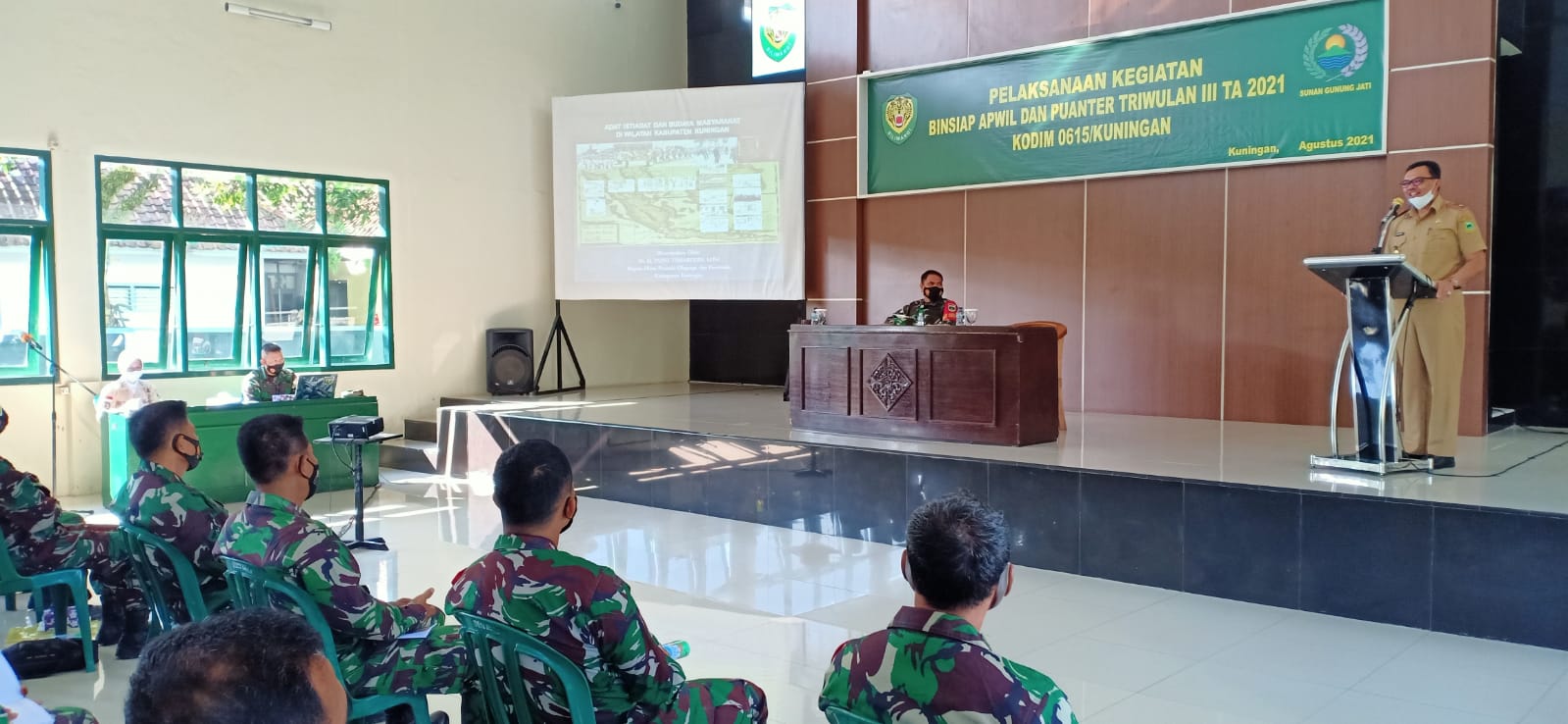 Anggota TNI Harus Paham Adat Istiadat dan Budaya Masyarakat