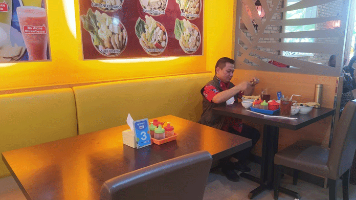 Mal dan Resto Lebih Longgar, Sudah Boleh Makan di Tempat