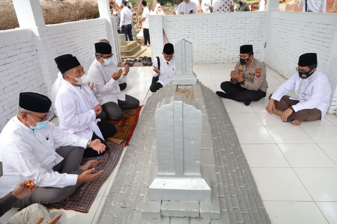 Jelang Hari Jadi Ke-523, Bupati Dan Forkopimda Gelar Ziarah Ke Makam Leluhur