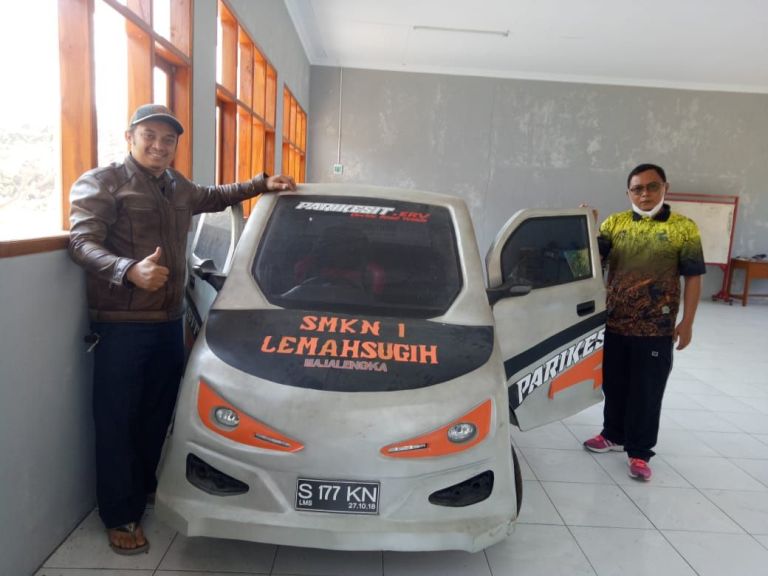 Mobil Listrik Ini Dibikin Siswa SMKN 1 Lemahsugih di Tahun 2018