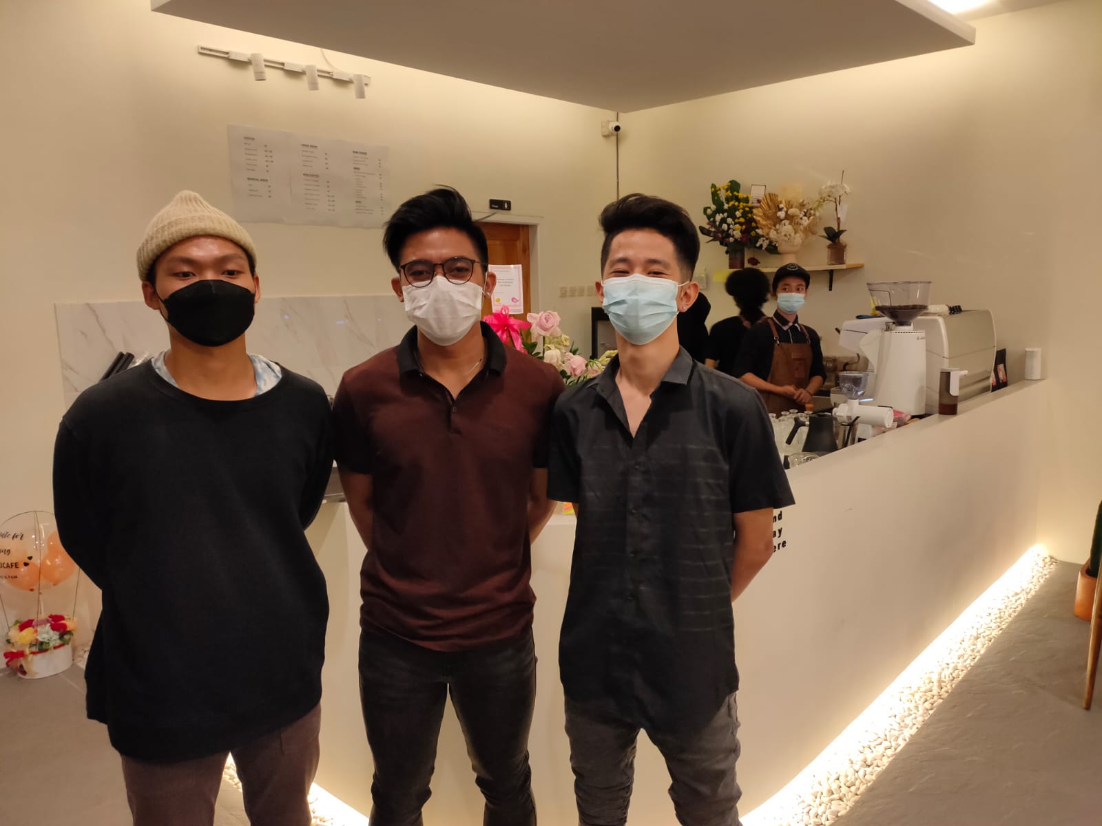 Tiga Pemuda Konsep Cafe Meraki jadi Tempat Nongkrong Openspace
