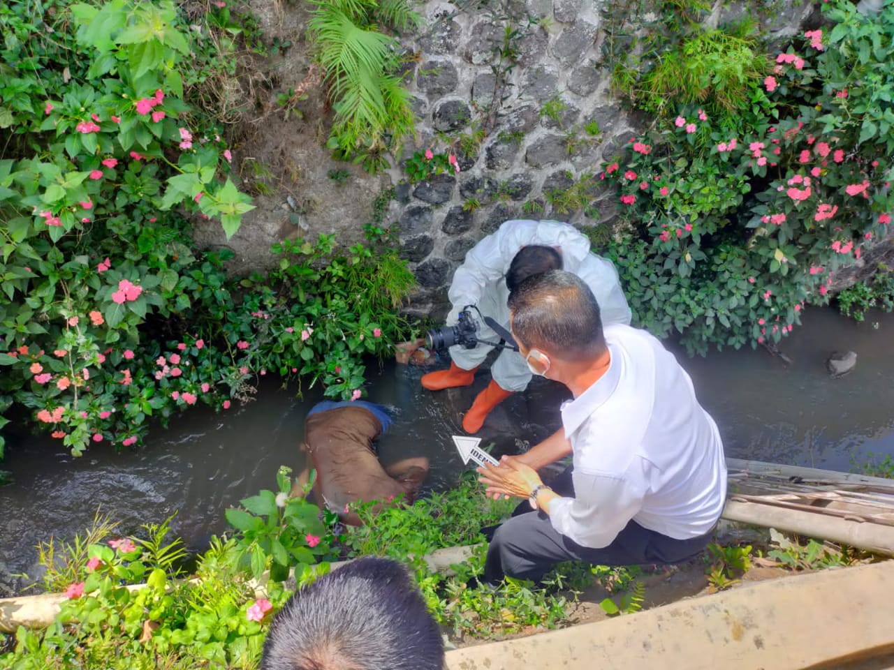 Ayan Kambuh, Warga Purwawinangun Meninggal di Parit