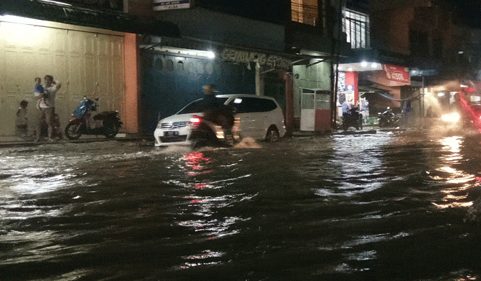 Sejumlah Ruas Jalan Langganan Banjir Setiap Musim Hujan