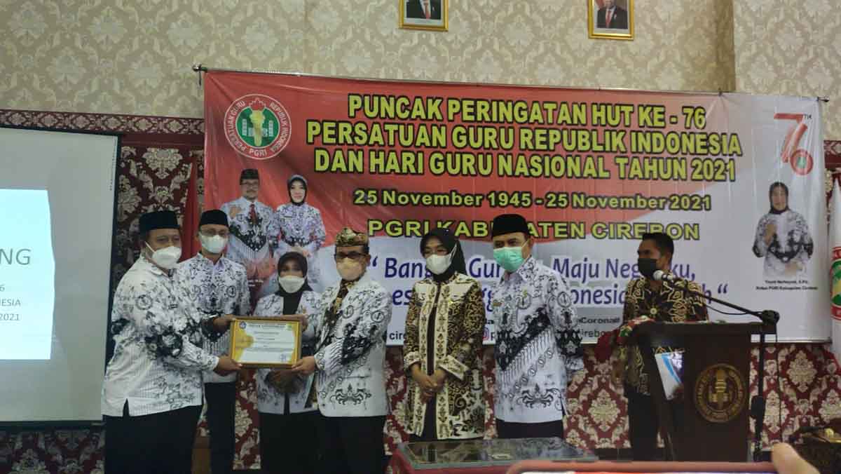 Peringati Hari Guru, PGRI Terus Perjuangkan Honorer