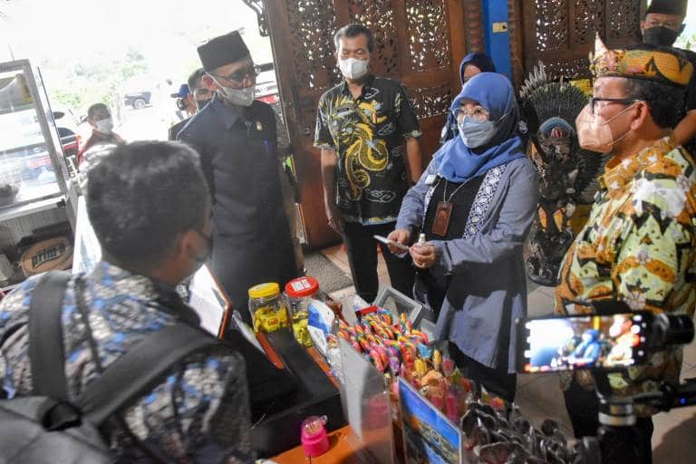 KPK Ikut Awasi Penarikan Pajak di  Kabupaten Cirebon