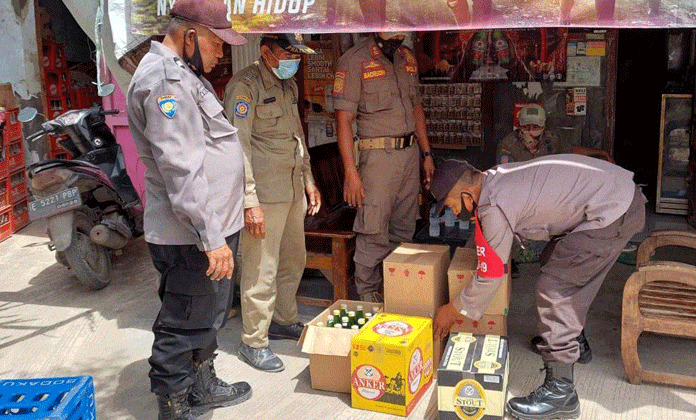 Berkedok Warung, Gudang Miras Digerebek Polisi