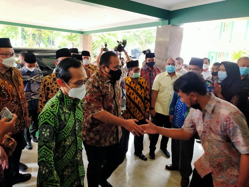 Menag Yaqut Hadiri Peresmian Perdana PJJ PAI di IAIN Cirebon