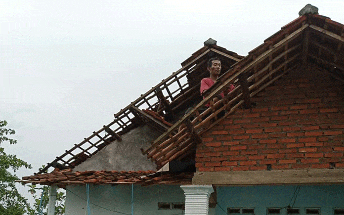 27 Rumah Rusak Diterjang Puting Beliung, Warga Harap ada Bantuan Perbaikan