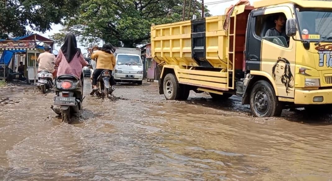 Miris Cirebon Hanya Miliki 21 Ruas Jalan Mulus